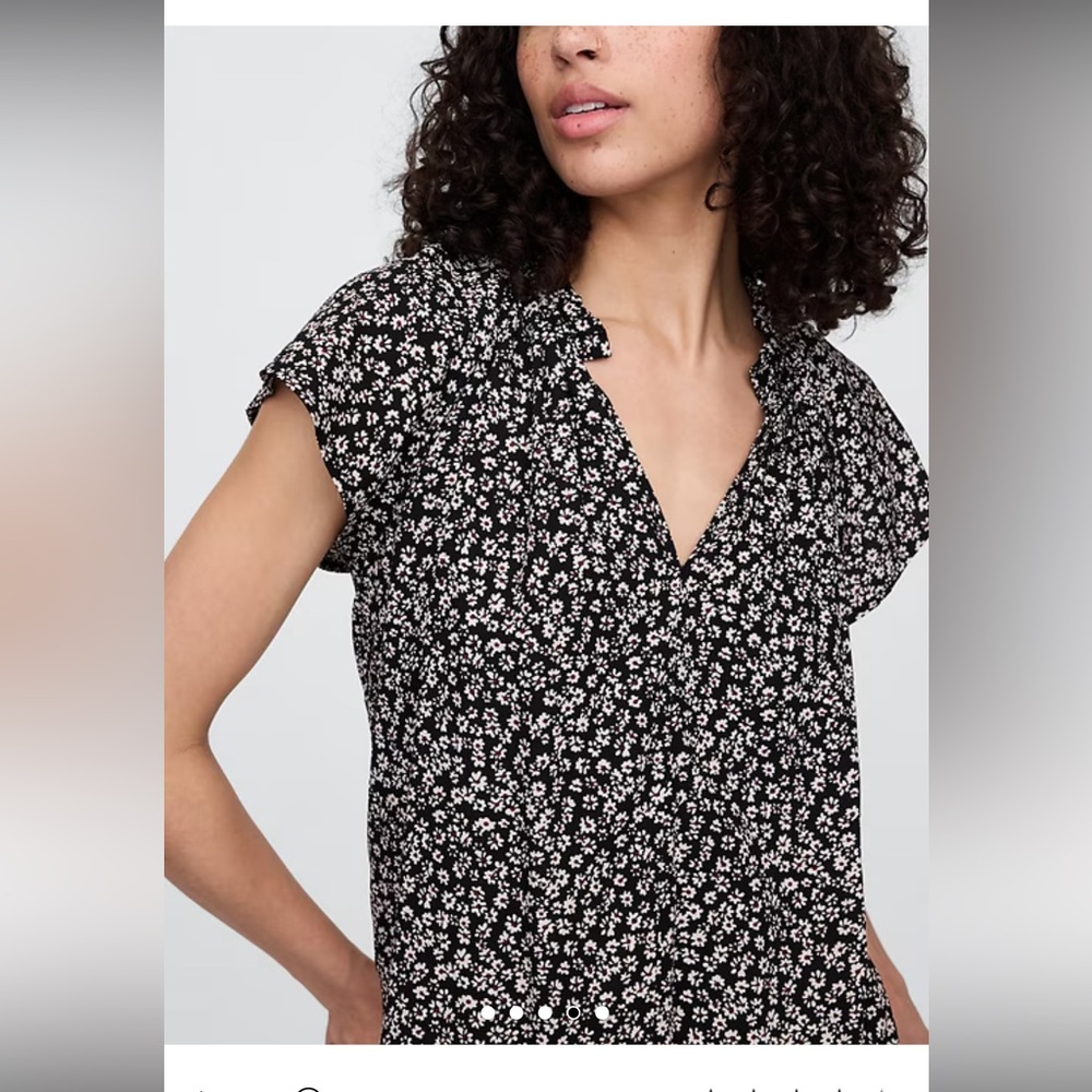 GAP Factory Black and White Floral Blouse